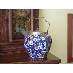 CHINTZ LOVELY VICTORIAN BISCUIT BARREL #884745