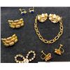 Image 2 : Lot of Vintage 1940's-60's Costume Jewelry