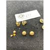 Image 2 : 4 Pairs Of Vintage Stud Earrings