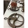 Image 6 : Group of Antique Pulleys