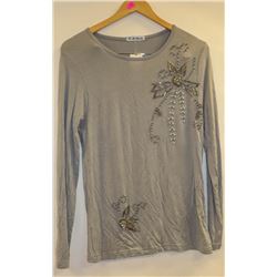 H-M FAMILY WOMENS LONG SLEEVE STRETCHY BEADED