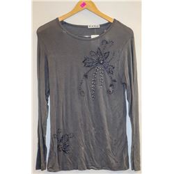 H-M FAMILY WOMENS LONG SLEEVE STRETCHY BEADED