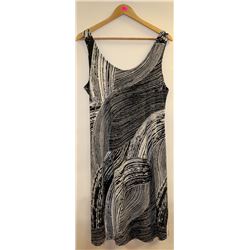 MADE IN CANADA GITANE BLACK AND WHITE SWOOSH PRINT