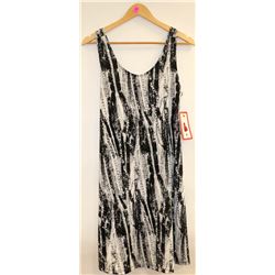 MADE IN CANADA GITANE BLACK AND WHITE ZIPPER PRINT