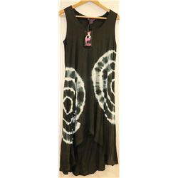 MODEL FRANCE WOMENS BLACK AND WHITE TYE DYE CRISS