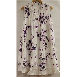 WHITE TUNIC STYLE POCKETED DRESS WITH FLORAL