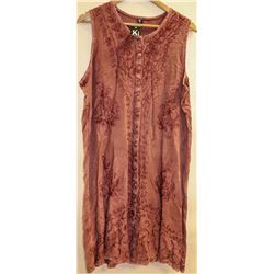 KI FADED BURGANDY AND EMBROIDERED