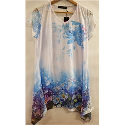 TEMPTATION EMBELLISHED FLARE BOTTOM WHITE TSHIRT