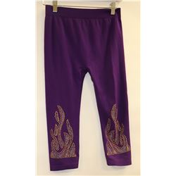 WOMAN LYCRA STYLE PURPLE STUDDED CAPRI