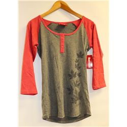 SOUVENIR NORTHERN RED AND CHARCOAL WOMENS