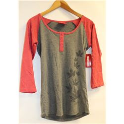 SOUVENIR NORTHERN RED AND CHARCOAL WOMENS