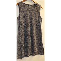 DKR WOMENS SLEEVELESS TOP CREW NECK