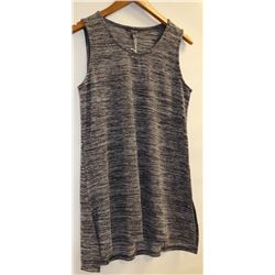 DKR WOMENS SLEEVELESS TOP CREW NECK