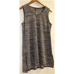 DKR WOMENS SLEEVELESS TOP CREW NECK