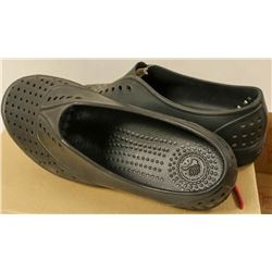 NATIVE MILLER JIFFY BLACK SIZE 11 MENS SHOE