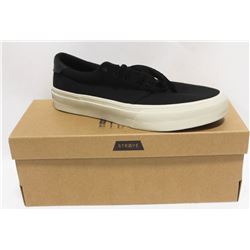 STRAYE FAIRFAX BLACK BONE UNISEX SHOE