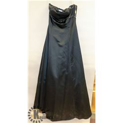 JORA COLLECTION BLACK A-LINE STRAPLESS BEADED