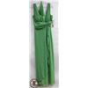 Image 1 : FIESTA GREEN A-LINE CHIFFON LONG