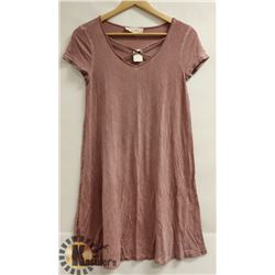 NO COMMENT WOMENS SHORT SLEEVE V NECK