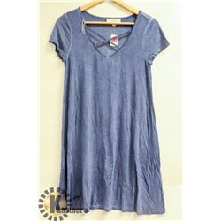 NO COMMENT WOMENS SHORT SLEEVE V NECK