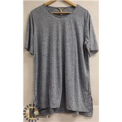 DKR WOMENS LIGHT BLUE LONG T-SHIRT SIZE 1X