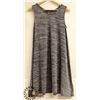 Image 1 : DKR WOMENS SLEEVELESS LONG SHIRT