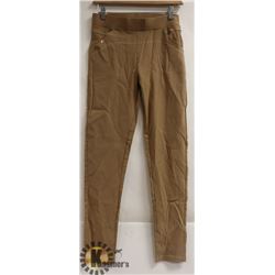 "W" CAMEL WOMENS LEGGINGS WITH GOLD POCKET