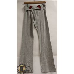 LA BASE WOMENS GREY YOGA PANT WITH ROSE EMROIDERED