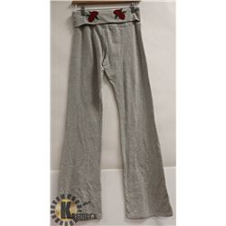LA BASE WOMENS GREY YOGA PANT WITH ROSE EMROIDERED