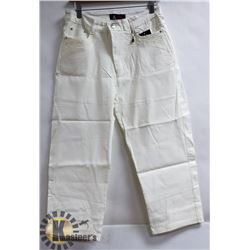 MODEL FRANCE OFF WHITE WOMENS CAPRI PANT WITH