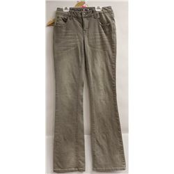 FASHION BPC WOMENS GREY WASH BOOT CUT JEANS