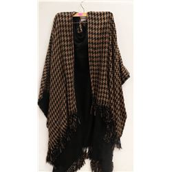 O/S FITS MOST WOMENS SHAWL