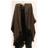 Image 1 : O/S FITS MOST WOMENS SHAWL