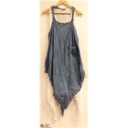 BEYOND CAPRI WOMENS SLEEVELESS LINED SUNDRESS