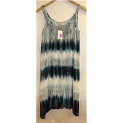 COLOR BY INDIA WOMENS TYE DYE LACE NECK