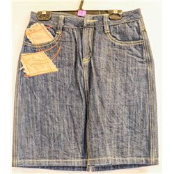 YU WAI FENG WOMENS DENIM SKIRT WITH PATCH POCKET