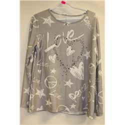 WOMENS LONG SLEEVE GREY LOVE SHIRT SIZE XL