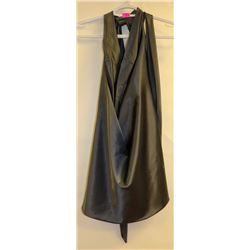 LE CHATEAU WOMENS SHINY BLACK HALTER TOP