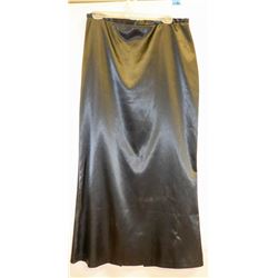 REITMANS WOMENS SHINY BLACK LONG SKIRT SIZE 13