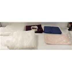 LOT OF ASSORTED FORMAL ACCESSORIES