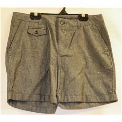 NICOLE MILLER WOMENS GREY SHORTS SIZE 6