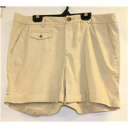 NICOLE MILLER WOMENS KHAKI SHORTS SIZE 10