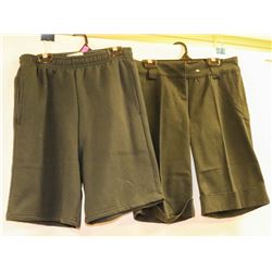 LOT OF 2 ASSORTED BLACK SHORTS SIZE M AND SIZE 6