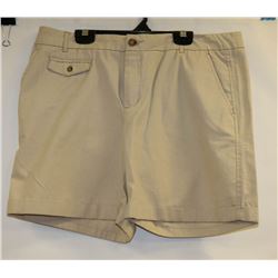 NICOLE MILLER WOMENS KHAKI SHORTS SIZE 14