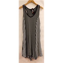 MODEL FRANCE WOMENS SLEEVELESS SUMMER DRESS