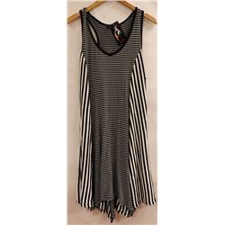 MODEL FRANCE WOMENS SLEEVELESS SUMMER DRESS