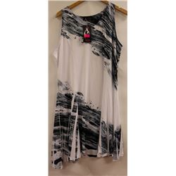 MODEL FRANCE WOMENS SLEEVELESS SUMMER DRESS