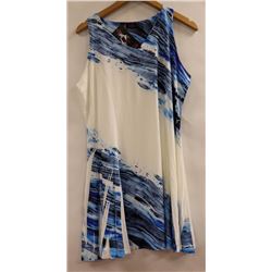 MODEL FRANCE WOMENS SLEEVELESS SUMMER DRESS