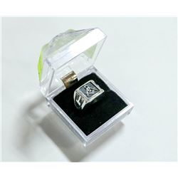 MENS MASONIC SYMBOL RING SIZE 8