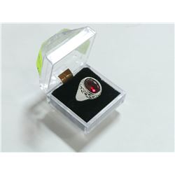 RED STONE MENS RING SIZE 12